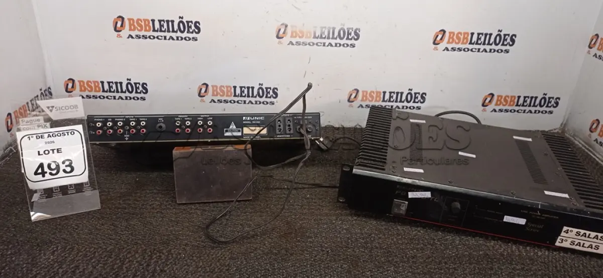 LOTE 493 - 01 AMPLIFICADOR DE LINHA MODELO PC 1400-TL MARCA UNIC E 01 MIXER DE ÁUDIO MARCA UNIC. (NO ESTADO) ATENÇÃO! FAZER A VISITAÇÃO ANTES DE ARREMATAR, NÃO SABEMOS SE FUNCIONA, LEILÃO NÃO TEM GARANTIA E NEM DEVOLUÇÃO, SUJEITO A POSSÍVEIS AVARIAS VISÍVEIS/OCULTAS E/OU AUSÊNCIA DE COMPONENTES.