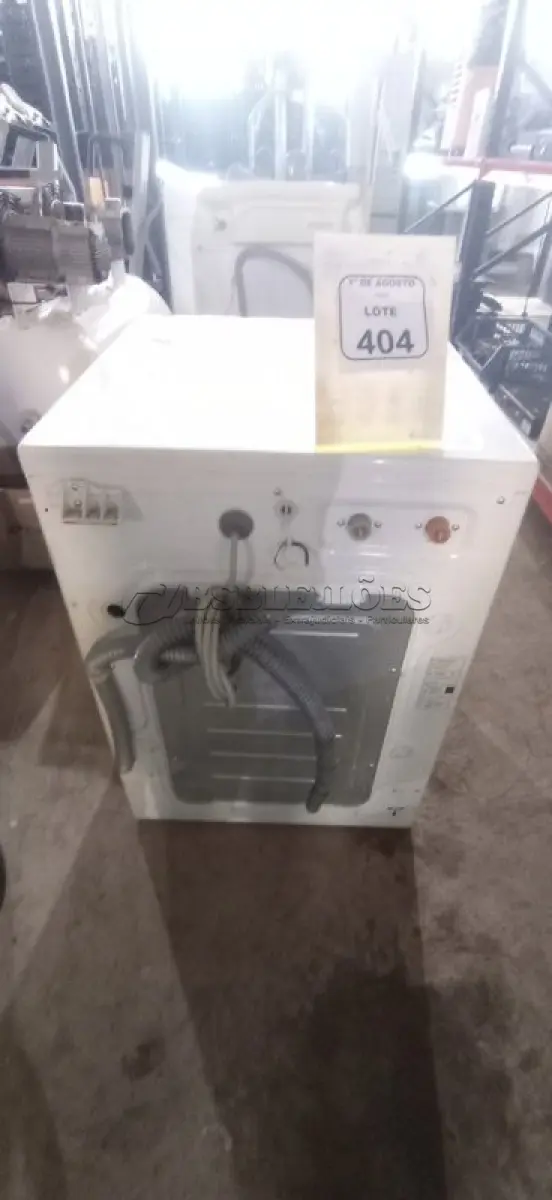LOTE 404 - 01 LAVA E SECA 9KG 220V MARCA BRASTEMP. (NO ESTADO) ATENÇÃO! FAZER A VISITAÇÃO ANTES DE ARREMATAR, NÃO SABEMOS SE FUNCIONA, LEILÃO NÃO TEM GARANTIA E NEM DEVOLUÇÃO, SUJEITO A POSSÍVEIS AVARIAS VISÍVEIS/OCULTAS E/OU AUSÊNCIA DE COMPONENTES.