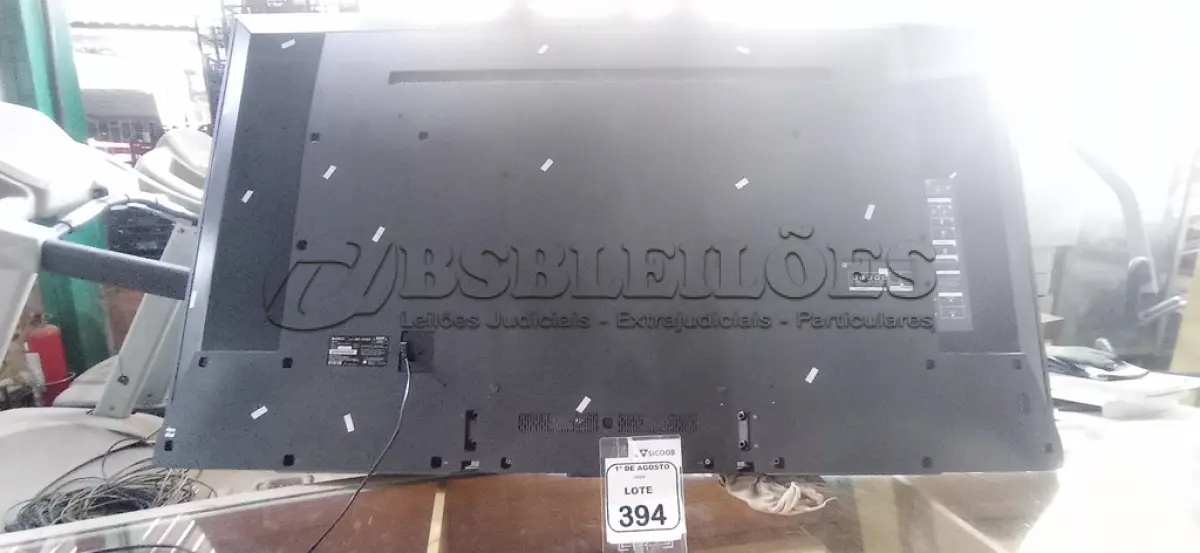 LOTE 394 - 01 TV 75’’ MARCA SONY PARA RETIRADA DE PEÇAS. (NO ESTADO) ATENÇÃO! FAZER A VISITAÇÃO ANTES DE ARREMATAR, NÃO SABEMOS SE FUNCIONA, LEILÃO NÃO TEM GARANTIA E NEM DEVOLUÇÃO, SUJEITO A POSSÍVEIS AVARIAS VISÍVEIS/OCULTAS E/OU AUSÊNCIA DE COMPONENTES.