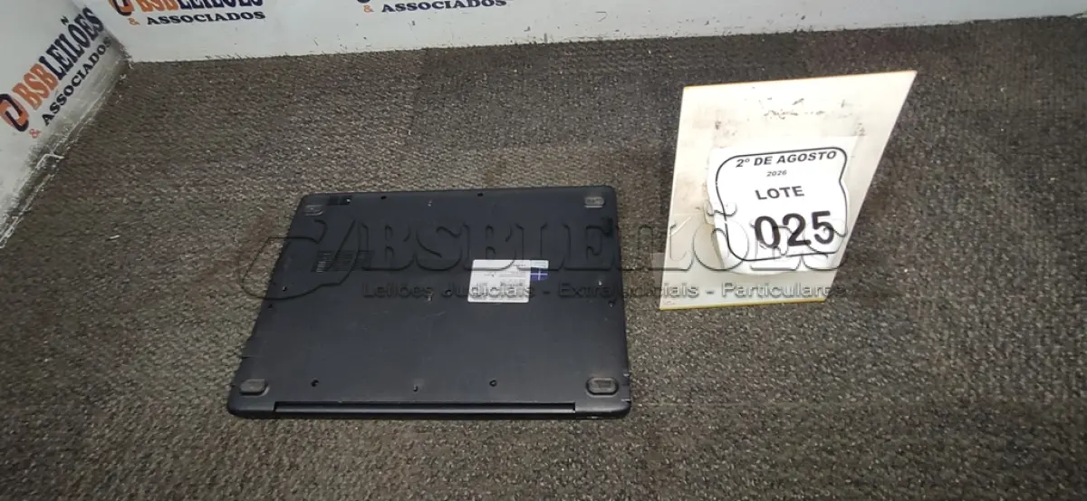 LOTE 025 - 01 NOTEBOOK MARCA POSITIVO SEM FONTE. (NO ESTADO) ATENÇÃO! FAZER A VISITAÇÃO ANTES DE ARREMATAR, NÃO SABEMOS SE FUNCIONA, LEILÃO NÃO TEM GARANTIA E NEM DEVOLUÇÃO, SUJEITO A POSSÍVEIS AVARIAS VISÍVEIS/OCULTAS E/OU AUSÊNCIA DE COMPONENTES.