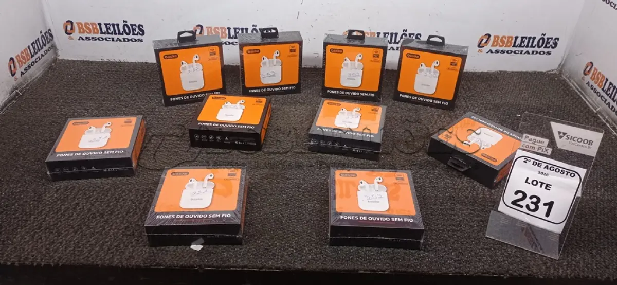 LOTE 231 - 10 FONES DE OUVIDO SEM FIO MARCA BASIKE. (NO ESTADO) ATENÇÃO! FAZER A VISITAÇÃO ANTES DE ARREMATAR, NÃO SABEMOS SE FUNCIONA, LEILÃO NÃO TEM GARANTIA E NEM DEVOLUÇÃO, SUJEITO A POSSÍVEIS AVARIAS VISÍVEIS/OCULTAS E/OU AUSÊNCIA DE COMPONENTES.