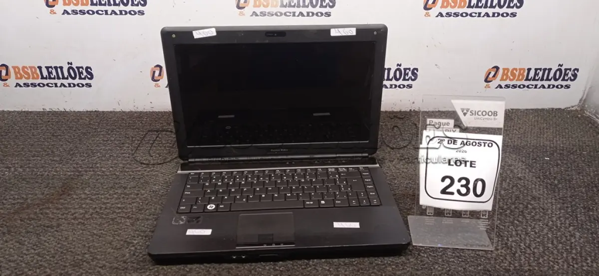 LOTE 230 - 01 NOTEBOOK MARCA POSITIVO SEM FONTE. (NO ESTADO) ATENÇÃO! FAZER A VISITAÇÃO ANTES DE ARREMATAR, NÃO SABEMOS SE FUNCIONA, LEILÃO NÃO TEM GARANTIA E NEM DEVOLUÇÃO, SUJEITO A POSSÍVEIS AVARIAS VISÍVEIS/OCULTAS E/OU AUSÊNCIA DE COMPONENTES.
