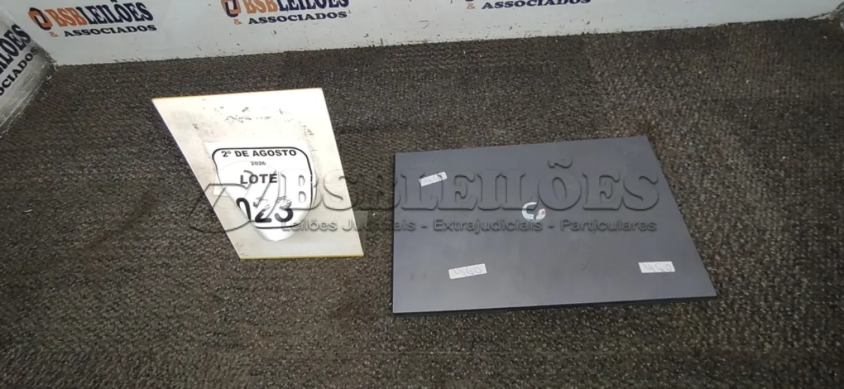 LOTE 023 - 01 NOTEBOOK MARCA POSITIVO SEM FONTE. (NO ESTADO) ATENÇÃO! FAZER A VISITAÇÃO ANTES DE ARREMATAR, NÃO SABEMOS SE FUNCIONA, LEILÃO NÃO TEM GARANTIA E NEM DEVOLUÇÃO, SUJEITO A POSSÍVEIS AVARIAS VISÍVEIS/OCULTAS E/OU AUSÊNCIA DE COMPONENTES.