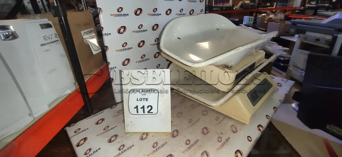 LOTE 112 - 02 BALANÇAS PEDIÁTRICAS. (NO ESTADO) ATENÇÃO! FAZER A VISITAÇÃO ANTES DE ARREMATAR, NÃO SABEMOS SE FUNCIONA, LEILÃO NÃO TEM GARANTIA E NEM DEVOLUÇÃO, SUJEITO A POSSÍVEIS AVARIAS VISÍVEIS/OCULTAS E/OU AUSÊNCIA DE COMPONENTES.