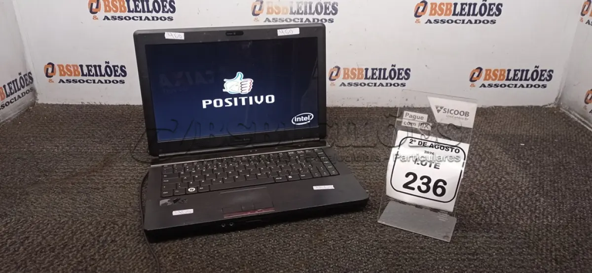 LOTE 236 - 01 NOTEBOOK MARCA POSITIVO SEM FONTE. (NO ESTADO) ATENÇÃO! FAZER A VISITAÇÃO ANTES DE ARREMATAR, NÃO SABEMOS SE FUNCIONA, LEILÃO NÃO TEM GARANTIA E NEM DEVOLUÇÃO, SUJEITO A POSSÍVEIS AVARIAS VISÍVEIS/OCULTAS E/OU AUSÊNCIA DE COMPONENTES.