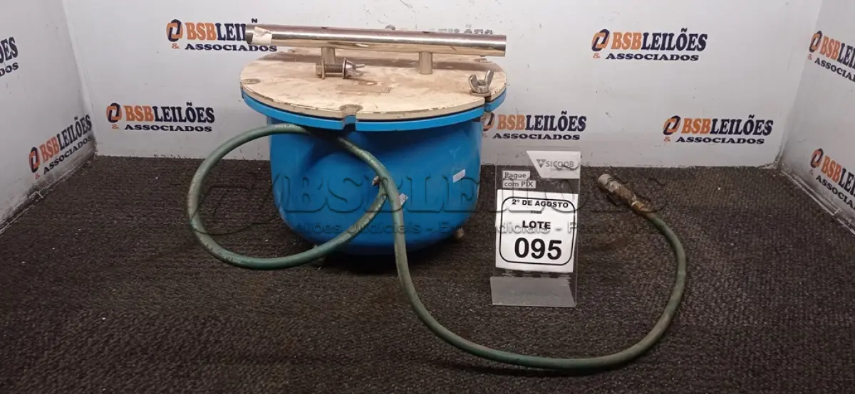 LOTE 095 - 01 EXTRATOR DE PRESSÃO. (NO ESTADO) ATENÇÃO! FAZER A VISITAÇÃO ANTES DE ARREMATAR, NÃO SABEMOS SE FUNCIONA, LEILÃO NÃO TEM GARANTIA E NEM DEVOLUÇÃO, SUJEITO A POSSÍVEIS AVARIAS VISÍVEIS/OCULTAS E/OU AUSÊNCIA DE COMPONENTES.