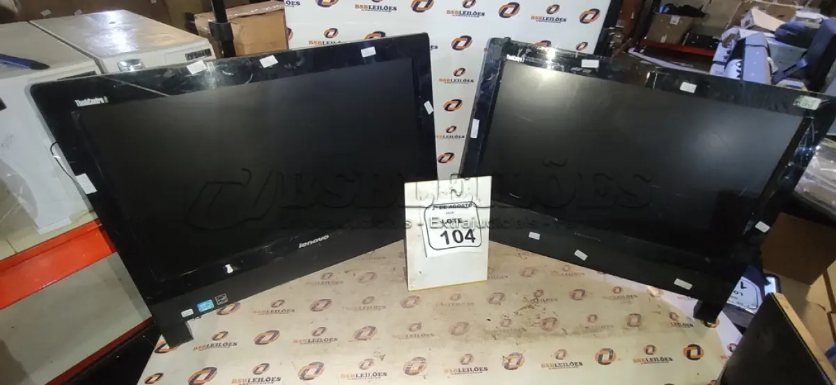 LOTE 104 - 02 ALL IN ONE MARCA LENOVO. (NO ESTADO) ATENÇÃO! FAZER A VISITAÇÃO ANTES DE ARREMATAR, NÃO SABEMOS SE FUNCIONA, LEILÃO NÃO TEM GARANTIA E NEM DEVOLUÇÃO, SUJEITO A POSSÍVEIS AVARIAS VISÍVEIS/OCULTAS E/OU AUSÊNCIA DE COMPONENTES.