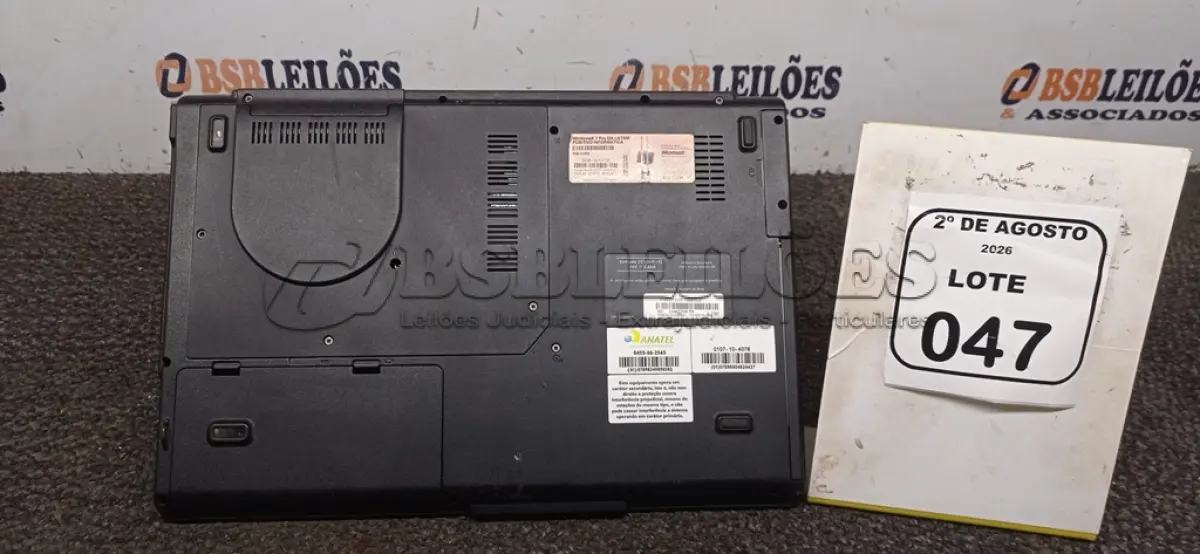 LOTE 047 - 01 NOTEBOOK MARCA POSITIVO COM FONTE. (NO ESTADO) ATENÇÃO! FAZER A VISITAÇÃO ANTES DE ARREMATAR, NÃO SABEMOS SE FUNCIONA, LEILÃO NÃO TEM GARANTIA E NEM DEVOLUÇÃO, SUJEITO A POSSÍVEIS AVARIAS VISÍVEIS/OCULTAS E/OU AUSÊNCIA DE COMPONENTES.