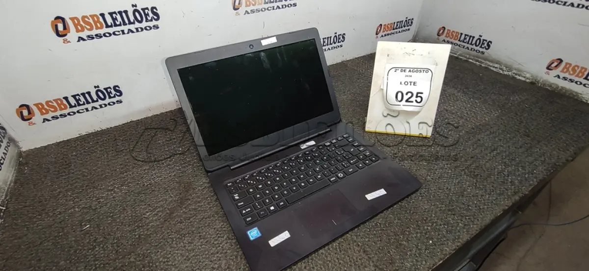 LOTE 025 - 01 NOTEBOOK MARCA POSITIVO SEM FONTE. (NO ESTADO) ATENÇÃO! FAZER A VISITAÇÃO ANTES DE ARREMATAR, NÃO SABEMOS SE FUNCIONA, LEILÃO NÃO TEM GARANTIA E NEM DEVOLUÇÃO, SUJEITO A POSSÍVEIS AVARIAS VISÍVEIS/OCULTAS E/OU AUSÊNCIA DE COMPONENTES.