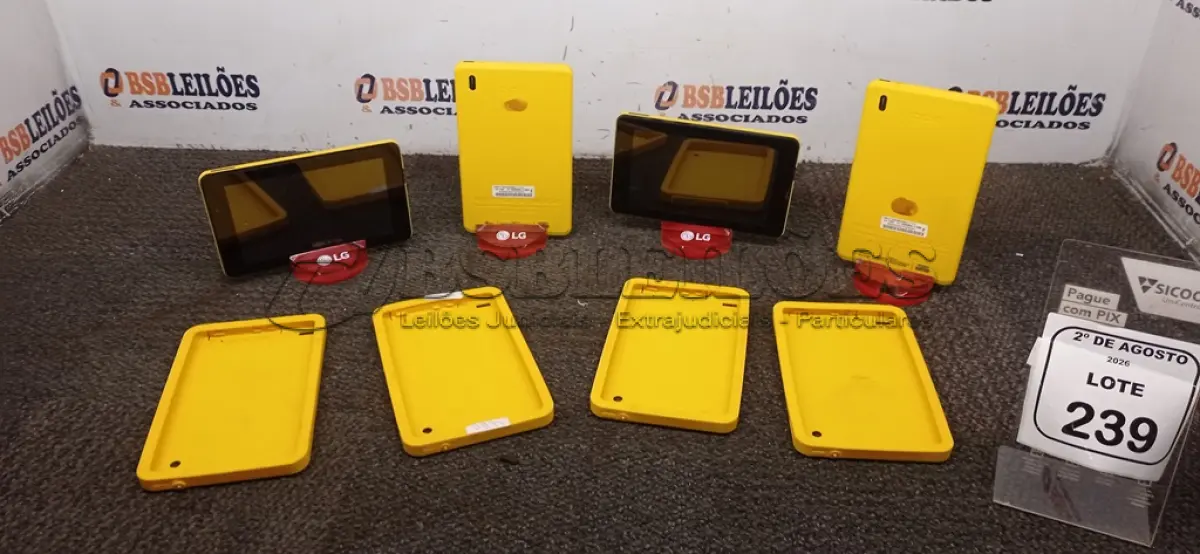 LOTE 239 - 04 TABLETS MARCA CCE SEM FONTE. (NO ESTADO) ATENÇÃO! FAZER A VISITAÇÃO ANTES DE ARREMATAR, NÃO SABEMOS SE FUNCIONA, LEILÃO NÃO TEM GARANTIA E NEM DEVOLUÇÃO, SUJEITO A POSSÍVEIS AVARIAS VISÍVEIS/OCULTAS E/OU AUSÊNCIA DE COMPONENTES.