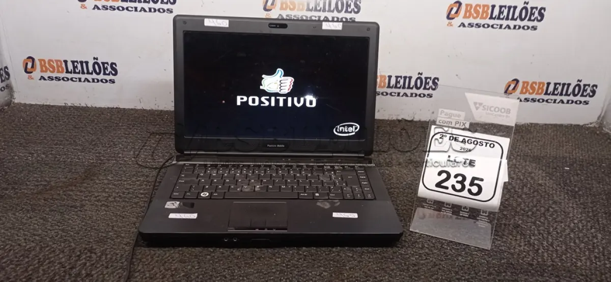 LOTE 235
