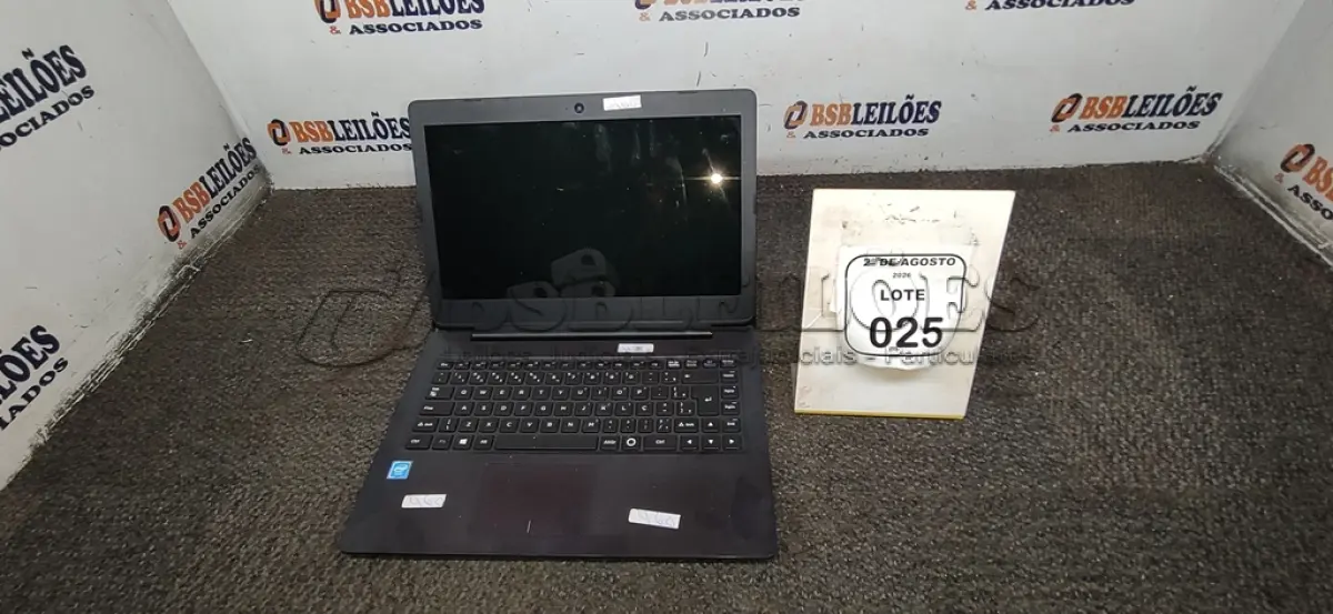 LOTE 025 - 01 NOTEBOOK MARCA POSITIVO SEM FONTE. (NO ESTADO) ATENÇÃO! FAZER A VISITAÇÃO ANTES DE ARREMATAR, NÃO SABEMOS SE FUNCIONA, LEILÃO NÃO TEM GARANTIA E NEM DEVOLUÇÃO, SUJEITO A POSSÍVEIS AVARIAS VISÍVEIS/OCULTAS E/OU AUSÊNCIA DE COMPONENTES.