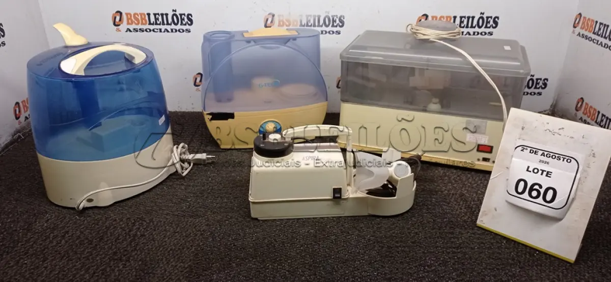 LOTE 060 - 01 NEBULIZADOR E 03 UMIDIFICADORES. (NO ESTADO) ATENÇÃO! FAZER A VISITAÇÃO ANTES DE ARREMATAR, NÃO SABEMOS SE FUNCIONA, LEILÃO NÃO TEM GARANTIA E NEM DEVOLUÇÃO, SUJEITO A POSSÍVEIS AVARIAS VISÍVEIS/OCULTAS E/OU AUSÊNCIA DE COMPONENTES.