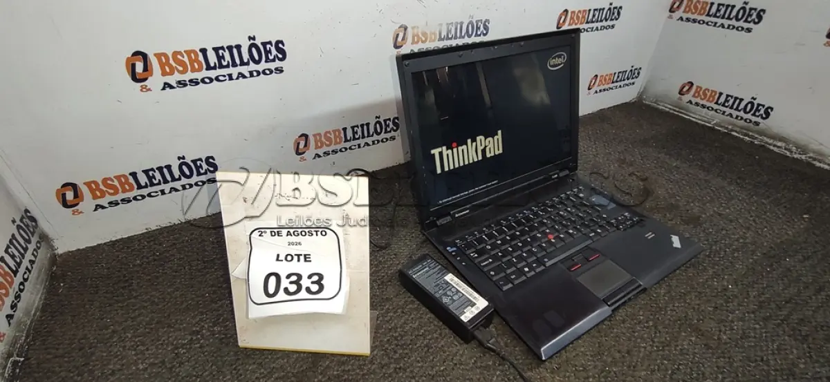 LOTE 033 - 01 NOTEBOOK SERIE THINKPAD MARCA LENOVO COM FONTE. (NO ESTADO) ATENÇÃO! FAZER A VISITAÇÃO ANTES DE ARREMATAR, NÃO SABEMOS SE FUNCIONA, LEILÃO NÃO TEM GARANTIA E NEM DEVOLUÇÃO, SUJEITO A POSSÍVEIS AVARIAS VISÍVEIS/OCULTAS E/OU AUSÊNCIA DE COMPONENTES.