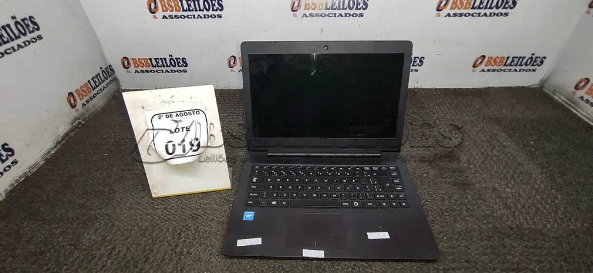 LOTE 019 - 01 NOTEBOOK MARCA POSITIVO SEM FONTE. (NO ESTADO) ATENÇÃO! FAZER A VISITAÇÃO ANTES DE ARREMATAR, NÃO SABEMOS SE FUNCIONA, LEILÃO NÃO TEM GARANTIA E NEM DEVOLUÇÃO, SUJEITO A POSSÍVEIS AVARIAS VISÍVEIS/OCULTAS E/OU AUSÊNCIA DE COMPONENTES.