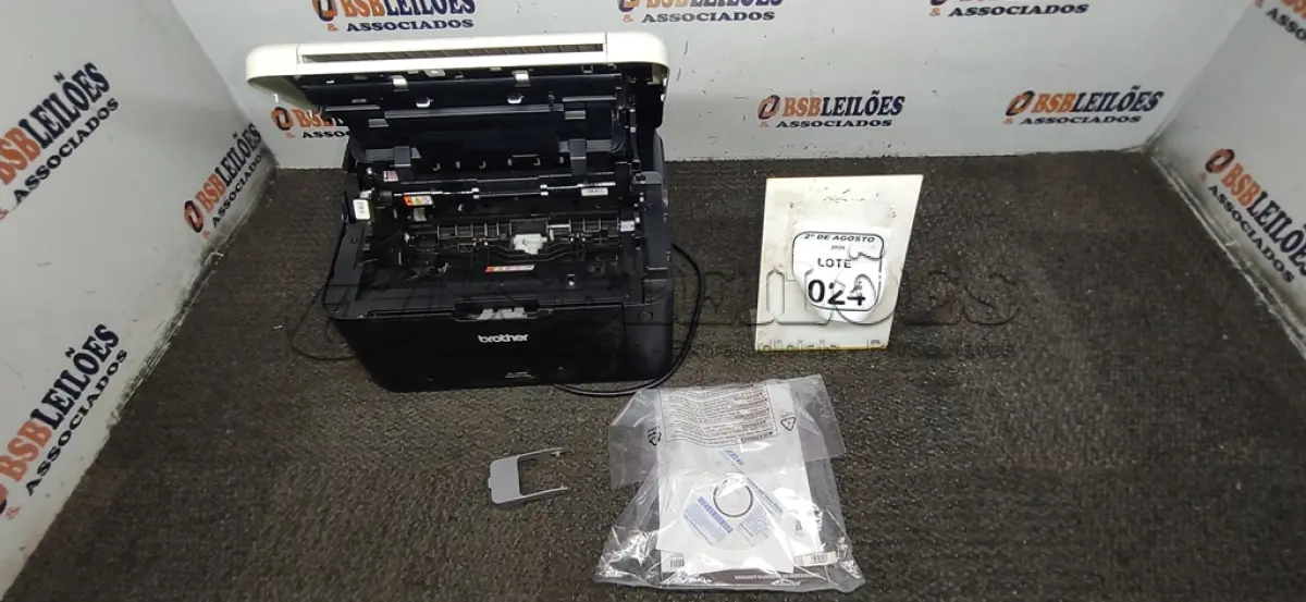 LOTE 024 - 01 IMPRESSORA LASER MONOCROMÁTICA MODELO HL1202 MARCA BROTHER. (NO ESTADO) ATENÇÃO! FAZER A VISITAÇÃO ANTES DE ARREMATAR, NÃO SABEMOS SE FUNCIONA, LEILÃO NÃO TEM GARANTIA E NEM DEVOLUÇÃO, SUJEITO A POSSÍVEIS AVARIAS VISÍVEIS/OCULTAS E/OU AUSÊNCIA DE COMPONENTES.