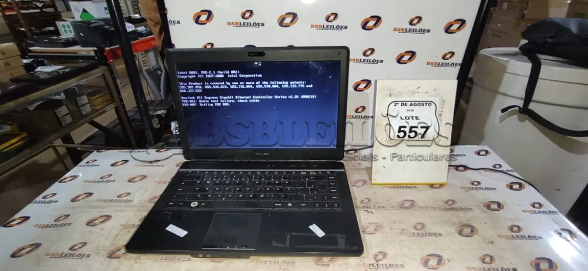 LOTE 557
