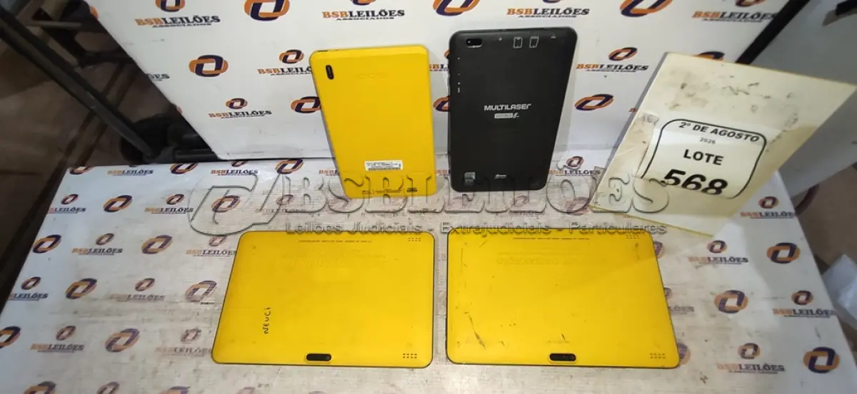 LOTE 568 - 04 TABLETS DE MARCAS E MODELOS DIVERSOS. (NO ESTADO) ATENÇÃO! FAZER A VISITAÇÃO ANTES DE ARREMATAR, NÃO SABEMOS SE FUNCIONA, LEILÃO NÃO TEM GARANTIA E NEM DEVOLUÇÃO, SUJEITO A POSSÍVEIS AVARIAS VISÍVEIS/OCULTAS E/OU AUSÊNCIA DE COMPONENTES.
