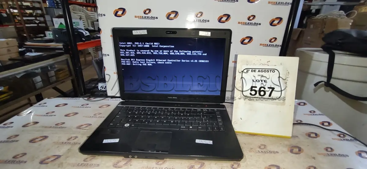LOTE 567 - 01 NOTEBOOK MARCA POSITIVO SEM FONTE. (NO ESTADO) ATENÇÃO! FAZER A VISITAÇÃO ANTES DE ARREMATAR, NÃO SABEMOS SE FUNCIONA, LEILÃO NÃO TEM GARANTIA E NEM DEVOLUÇÃO, SUJEITO A POSSÍVEIS AVARIAS VISÍVEIS/OCULTAS E/OU AUSÊNCIA DE COMPONENTES.