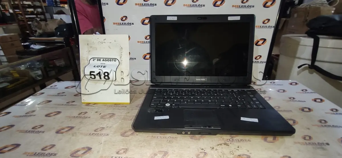 LOTE 518