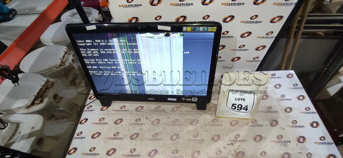 LOTE 594 - 01 ALL IN ONE MARCA AOC. (NO ESTADO) ATENÇÃO! FAZER A VISITAÇÃO ANTES DE ARREMATAR, NÃO SABEMOS SE FUNCIONA, LEILÃO NÃO TEM GARANTIA E NEM DEVOLUÇÃO, SUJEITO A POSSÍVEIS AVARIAS VISÍVEIS/OCULTAS E/OU AUSÊNCIA DE COMPONENTES.
