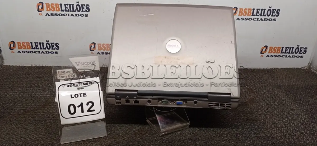 LOTE 012 - 01 NOTEBOOK MARCA DELL SEM FONTE. (NO ESTADO) ATENÇÃO! FAZER A VISITAÇÃO ANTES DE ARREMATAR, NÃO SABEMOS SE FUNCIONA, LEILÃO NÃO TEM GARANTIA E NEM DEVOLUÇÃO, SUJEITO A POSSÍVEIS AVARIAS VISÍVEIS/OCULTAS E/OU AUSÊNCIA DE COMPONENTES.