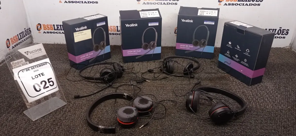 LOTE 025 - 04 HEADSETS MARCA YEALINK. (NO ESTADO) ATENÇÃO! FAZER A VISITAÇÃO ANTES DE ARREMATAR, NÃO SABEMOS SE FUNCIONA, LEILÃO NÃO TEM GARANTIA E NEM DEVOLUÇÃO, SUJEITO A POSSÍVEIS AVARIAS VISÍVEIS/OCULTAS E/OU AUSÊNCIA DE COMPONENTES.