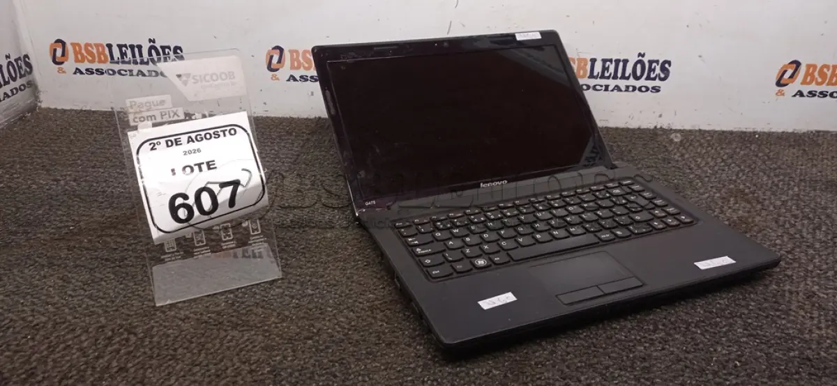 LOTE 607 - 01 NOTEBOOK MARCA LENOVO COM 01 BOLSA. (NO ESTADO) ATENÇÃO! FAZER A VISITAÇÃO ANTES DE ARREMATAR, NÃO SABEMOS SE FUNCIONA, LEILÃO NÃO TEM GARANTIA E NEM DEVOLUÇÃO, SUJEITO A POSSÍVEIS AVARIAS VISÍVEIS/OCULTAS E/OU AUSÊNCIA DE COMPONENTES.