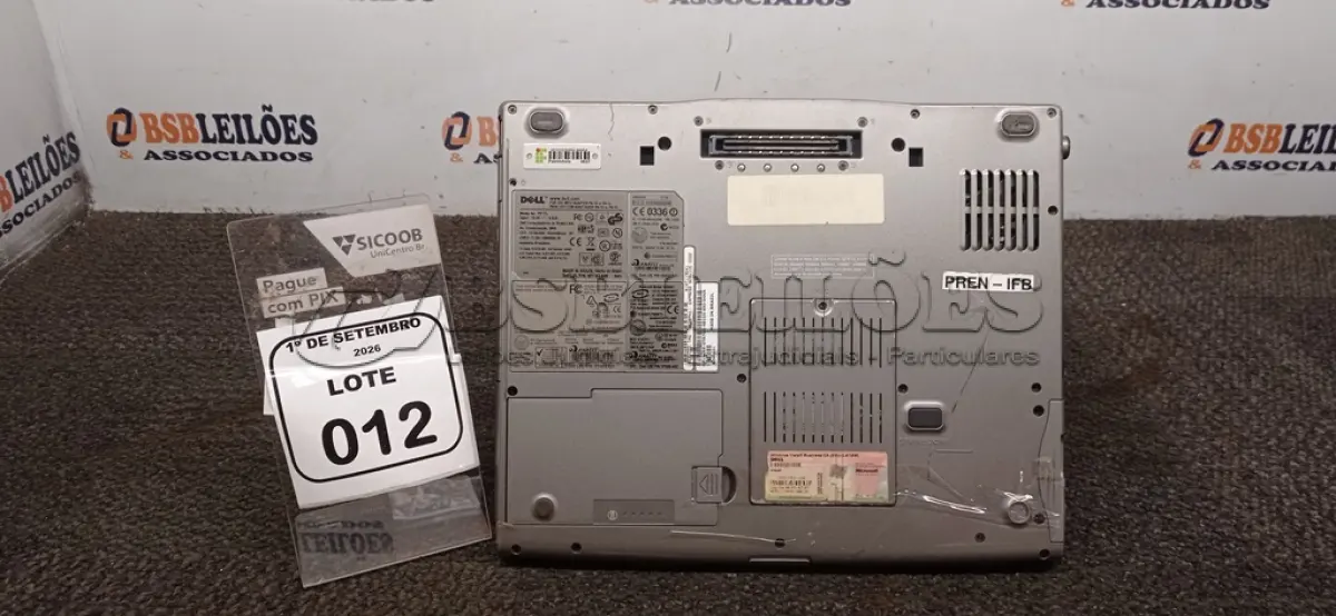 LOTE 012 - 01 NOTEBOOK MARCA DELL SEM FONTE. (NO ESTADO) ATENÇÃO! FAZER A VISITAÇÃO ANTES DE ARREMATAR, NÃO SABEMOS SE FUNCIONA, LEILÃO NÃO TEM GARANTIA E NEM DEVOLUÇÃO, SUJEITO A POSSÍVEIS AVARIAS VISÍVEIS/OCULTAS E/OU AUSÊNCIA DE COMPONENTES.