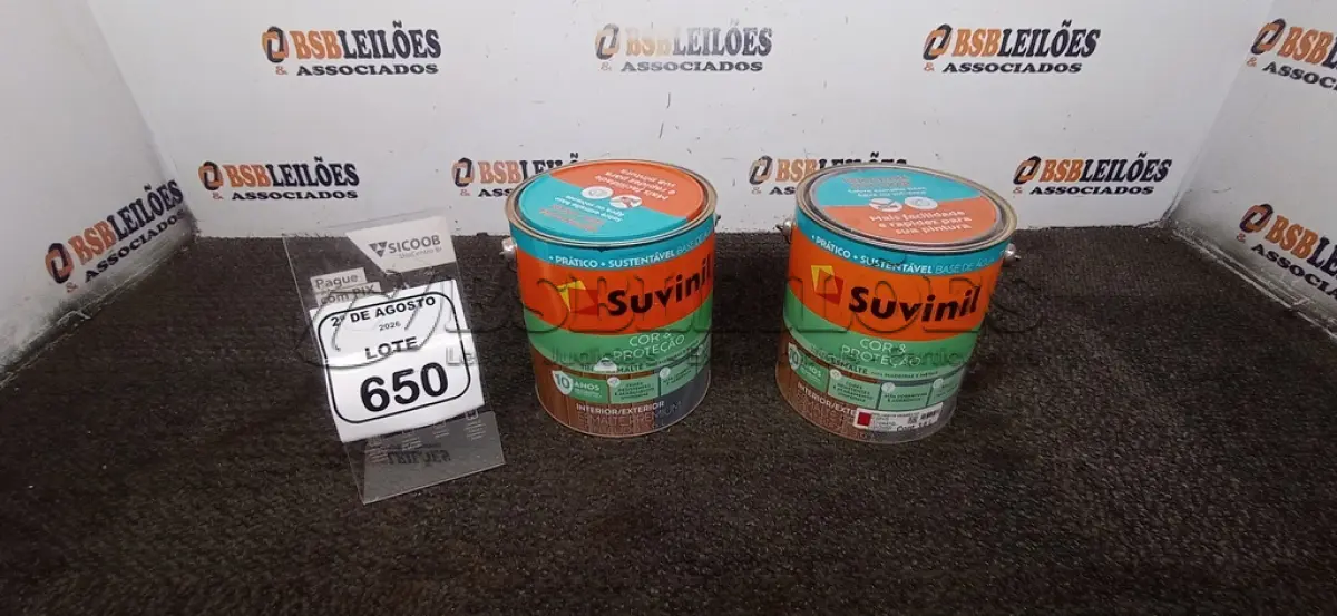 LOTE 650 - 02 LATAS DE TINTAS ESMALTE NA COR BRILHANTE VERMELHO DE 3,6L MARCA SUVINIL. (NO ESTADO) ATENÇÃO! FAZER A VISITAÇÃO ANTES DE ARREMATAR, NÃO SABEMOS SE FUNCIONA, LEILÃO NÃO TEM GARANTIA E NEM DEVOLUÇÃO, SUJEITO A POSSÍVEIS AVARIAS VISÍVEIS/OCULTAS E/OU AUSÊNCIA DE COMPONENTES.