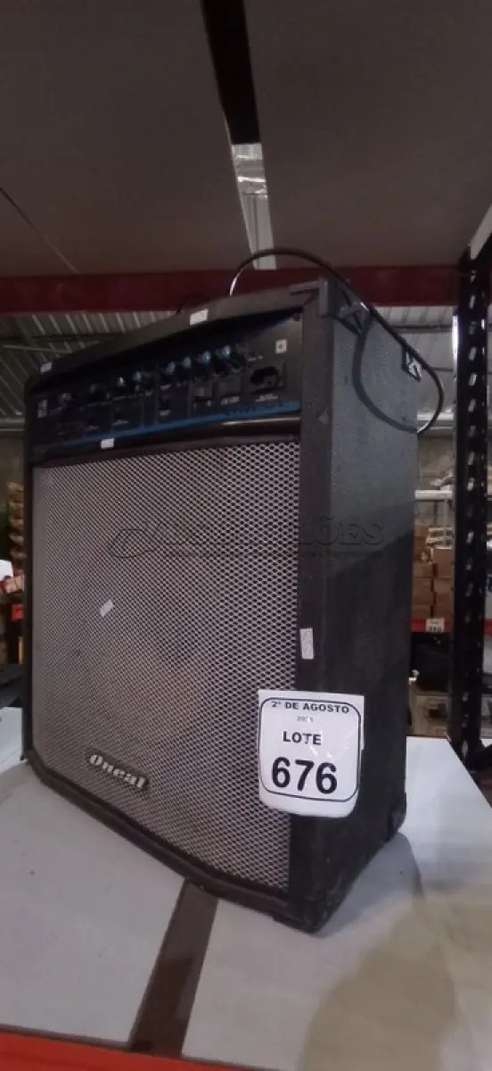LOTE 676 - 01 CAIXA DE SOM AMPLIFICADA MARCA ONEAL. (NO ESTADO) ATENÇÃO! FAZER A VISITAÇÃO ANTES DE ARREMATAR, NÃO SABEMOS SE FUNCIONA, LEILÃO NÃO TEM GARANTIA E NEM DEVOLUÇÃO, SUJEITO A POSSÍVEIS AVARIAS VISÍVEIS/OCULTAS E/OU AUSÊNCIA DE COMPONENTES.