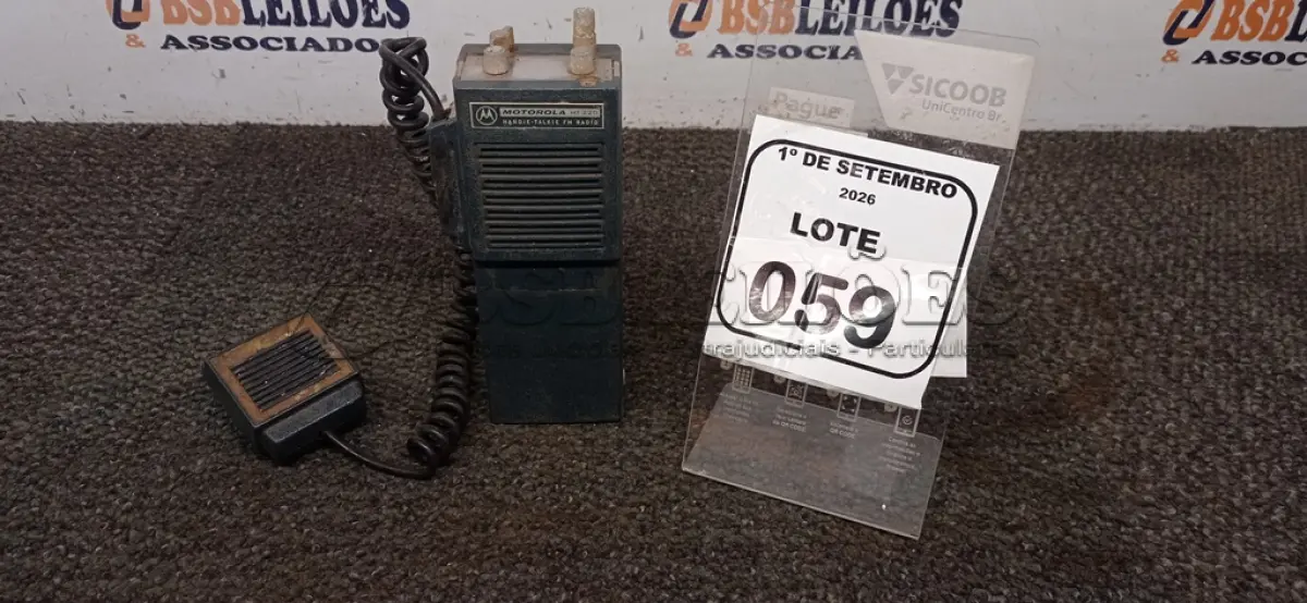 01 RÁDIO COMUNICADOR MODELO HT-220 MARCA MOTOROLA