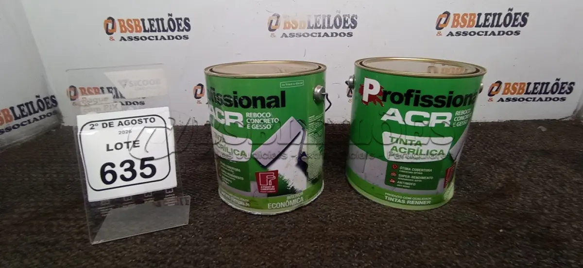 LOTE 635 - 02 LATAS DE TINTA ACRÍLICA DE 3,6L NA COR LUAR DO SERTÃO MARCA PROFISSIONAL ACR. (NO ESTADO) ATENÇÃO! FAZER A VISITAÇÃO ANTES DE ARREMATAR, NÃO SABEMOS SE FUNCIONA, LEILÃO NÃO TEM GARANTIA E NEM DEVOLUÇÃO, SUJEITO A POSSÍVEIS AVARIAS VISÍVEIS/OCULTAS E/OU AUSÊNCIA DE COMPONENTES.