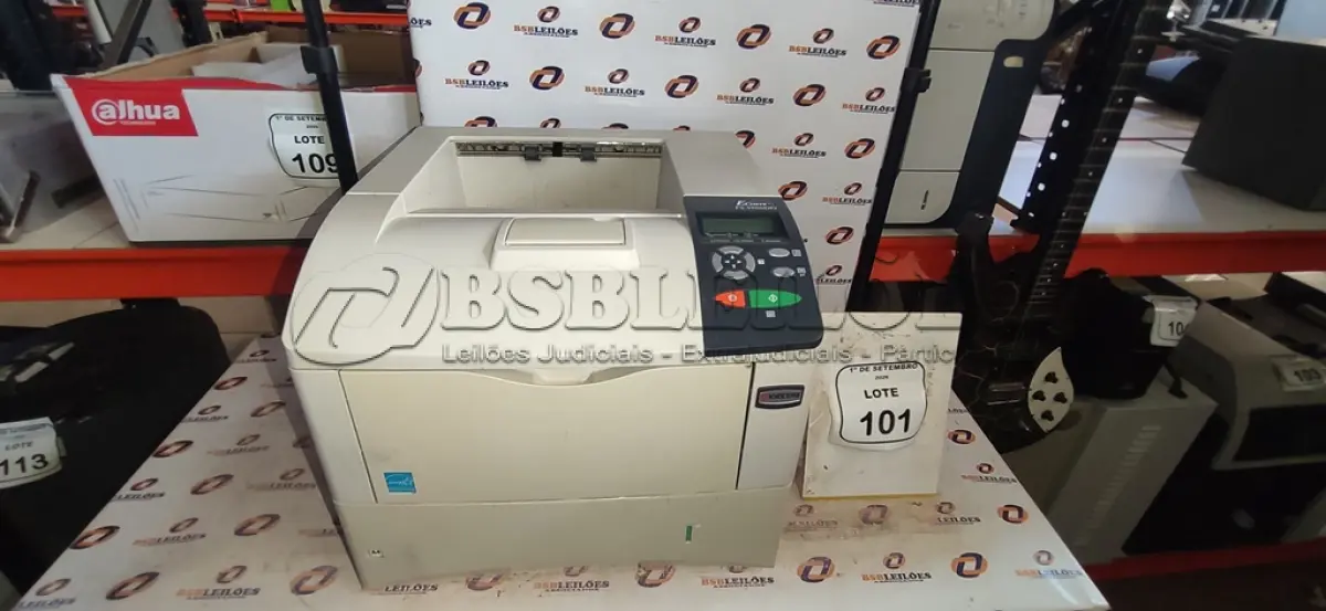 01 IMPRESSORA MODELO FS-39000DN MARCA KYOCERA