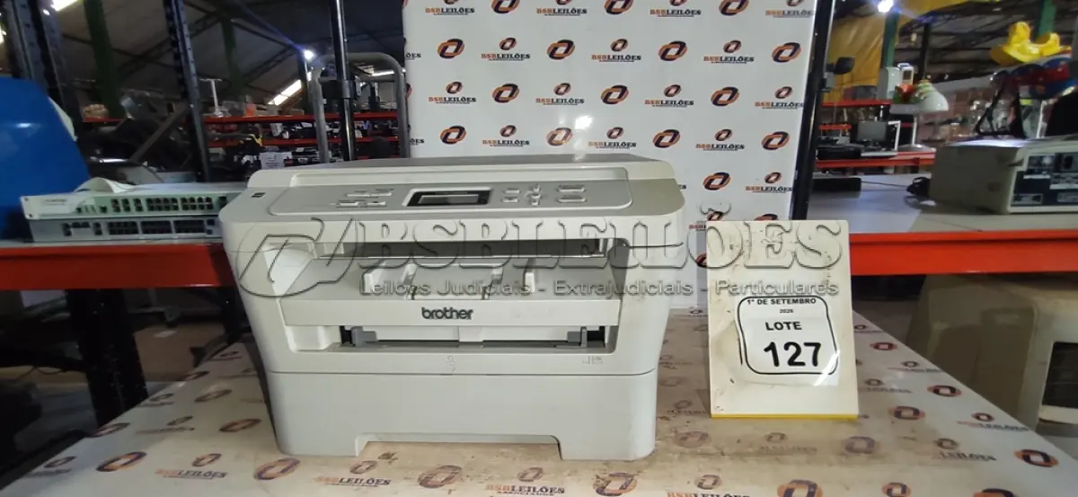 01 IMPRESSORA MULTIFUNCIONAL MODELO DCP MARCA BROTHER