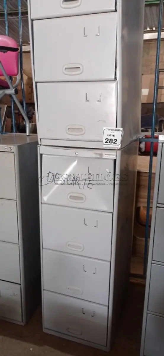 02 ARQUIVOS COM 04 GAVETAS EM AÇO