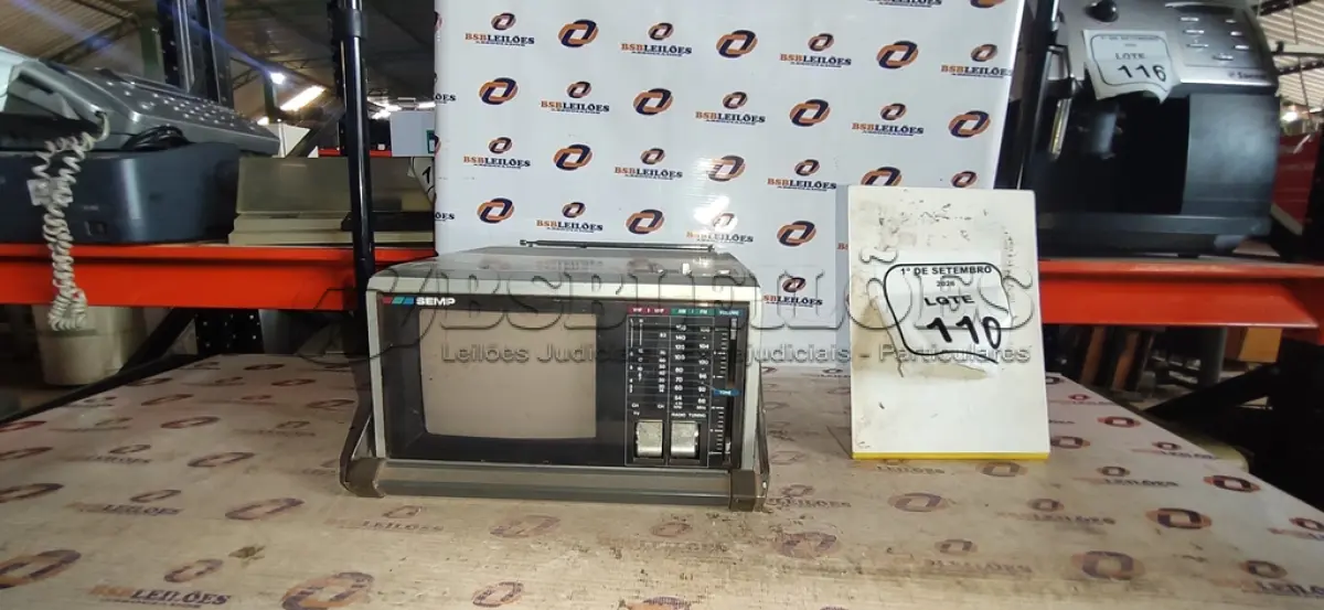 01 MINI TV/RÁDIO MARCA SEMP