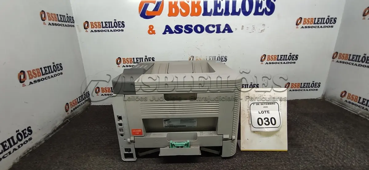 LOTE 030 - 01IMPRESSORA SAMSUNG. (NO ESTADO) ATENÇÃO! FAZER A VISITAÇÃO ANTES DE ARREMATAR, NÃO SABEMOS SE FUNCIONA, LEILÃO NÃO TEM GARANTIA E NEM DEVOLUÇÃO, SUJEITO A POSSÍVEIS AVARIAS VISÍVEIS/OCULTAS E/OU AUSÊNCIA DE COMPONENTES.