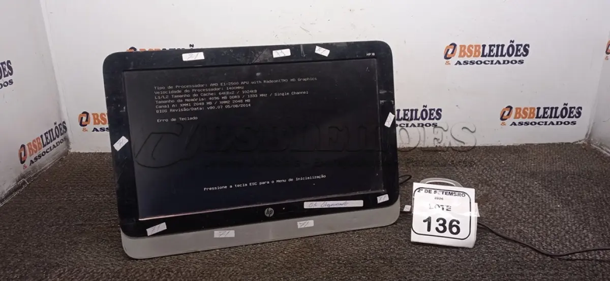 LOTE 136 - 01 COMPUTADOR ALL IN ONE MARCA HP. (NO ESTADO) ATENÇÃO! FAZER A VISITAÇÃO ANTES DE ARREMATAR, NÃO SABEMOS SE FUNCIONA, LEILÃO NÃO TEM GARANTIA E NEM DEVOLUÇÃO, SUJEITO A POSSÍVEIS AVARIAS VISÍVEIS/OCULTAS E/OU AUSÊNCIA DE COMPONENTES.