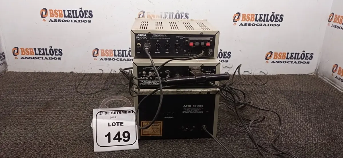 LOTE 149 - 01 SINTONIZADOR AM/FM, 01 AMPLIFICADOR E 01 TOCA FITAS MARCA AIKO. (NO ESTADO) ATENÇÃO! FAZER A VISITAÇÃO ANTES DE ARREMATAR, NÃO SABEMOS SE FUNCIONA, LEILÃO NÃO TEM GARANTIA E NEM DEVOLUÇÃO, SUJEITO A POSSÍVEIS AVARIAS VISÍVEIS/OCULTAS E/OU AUSÊNCIA DE COMPONENTES.