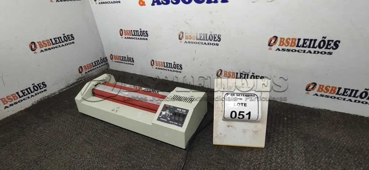 LOTE 051 - 01 SELADORA TÉRMICA MODEL FGK-320. (NO ESTADO) ATENÇÃO! FAZER A VISITAÇÃO ANTES DE ARREMATAR, NÃO SABEMOS SE FUNCIONA, LEILÃO NÃO TEM GARANTIA E NEM DEVOLUÇÃO, SUJEITO A POSSÍVEIS AVARIAS VISÍVEIS/OCULTAS E/OU AUSÊNCIA DE COMPONENTES.