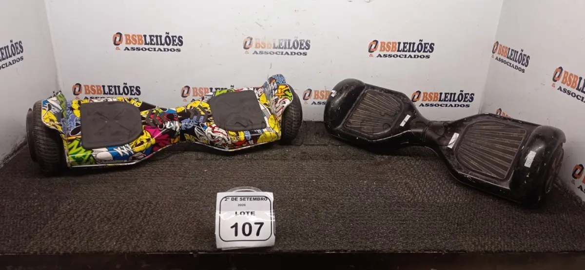 LOTE 107 - 02 HOVERBOARDS SEM CARREGADOR. (NO ESTADO) ATENÇÃO! FAZER A VISITAÇÃO ANTES DE ARREMATAR, NÃO SABEMOS SE FUNCIONA, LEILÃO NÃO TEM GARANTIA E NEM DEVOLUÇÃO, SUJEITO A POSSÍVEIS AVARIAS VISÍVEIS/OCULTAS E/OU AUSÊNCIA DE COMPONENTES.