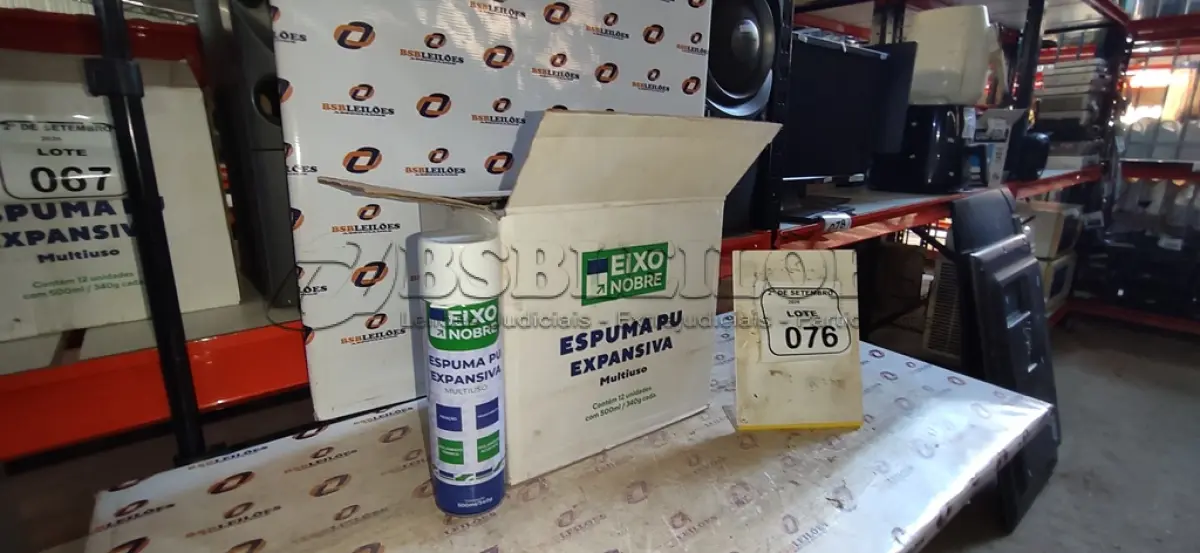 LOTE 076 - 12 UNIDADES DE ESPUMA PU EXPANSIVA COM 500ML CADA MARCA EIXO NOBRE. (NO ESTADO) ATENÇÃO! FAZER A VISITAÇÃO ANTES DE ARREMATAR, NÃO SABEMOS SE FUNCIONA, LEILÃO NÃO TEM GARANTIA E NEM DEVOLUÇÃO, SUJEITO A POSSÍVEIS AVARIAS VISÍVEIS/OCULTAS E/OU AUSÊNCIA DE COMPONENTES.