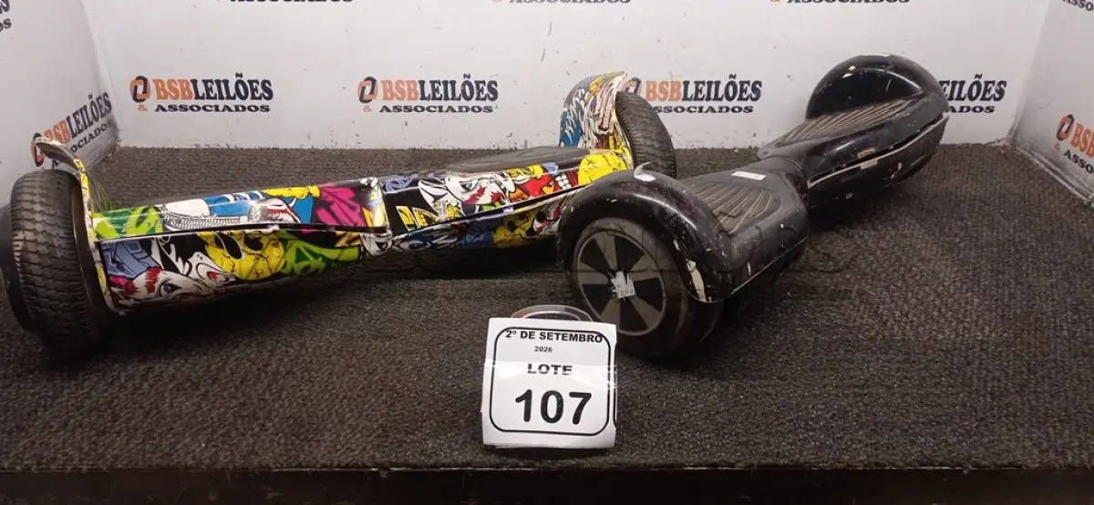 LOTE 107 - 02 HOVERBOARDS SEM CARREGADOR. (NO ESTADO) ATENÇÃO! FAZER A VISITAÇÃO ANTES DE ARREMATAR, NÃO SABEMOS SE FUNCIONA, LEILÃO NÃO TEM GARANTIA E NEM DEVOLUÇÃO, SUJEITO A POSSÍVEIS AVARIAS VISÍVEIS/OCULTAS E/OU AUSÊNCIA DE COMPONENTES.