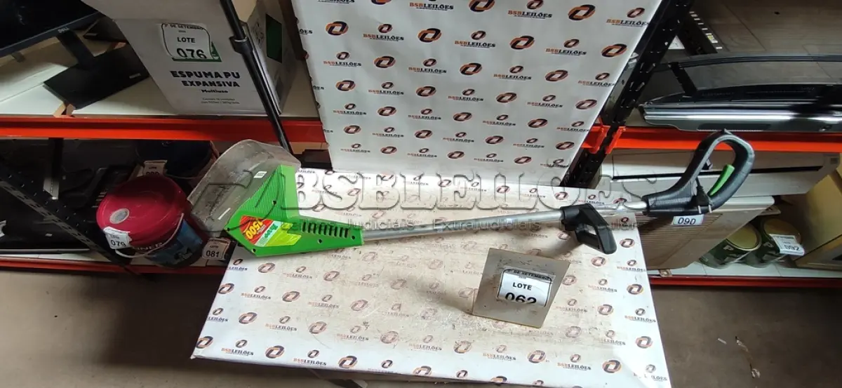 LOTE 062 - 01 ROÇADEIRA ELÉTRICA MODELO 220V 1500 TURBO MASTER MARCA TRAPP. (NO ESTADO) ATENÇÃO! FAZER A VISITAÇÃO ANTES DE ARREMATAR, NÃO SABEMOS SE FUNCIONA, LEILÃO NÃO TEM GARANTIA E NEM DEVOLUÇÃO, SUJEITO A POSSÍVEIS AVARIAS VISÍVEIS/OCULTAS E/OU AUSÊNCIA DE COMPONENTES.