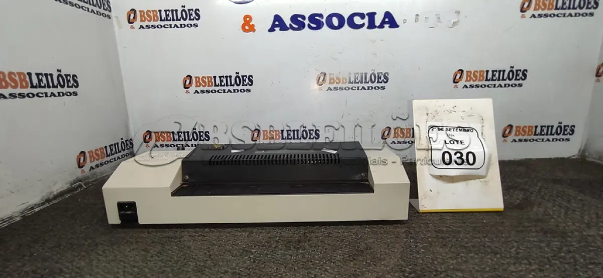 LOTE 030 - 01 SELADORA TÉRMICA MODELO A3-33OC. (NO ESTADO) ATENÇÃO! FAZER A VISITAÇÃO ANTES DE ARREMATAR, NÃO SABEMOS SE FUNCIONA, LEILÃO NÃO TEM GARANTIA E NEM DEVOLUÇÃO, SUJEITO A POSSÍVEIS AVARIAS VISÍVEIS/OCULTAS E/OU AUSÊNCIA DE COMPONENTES.