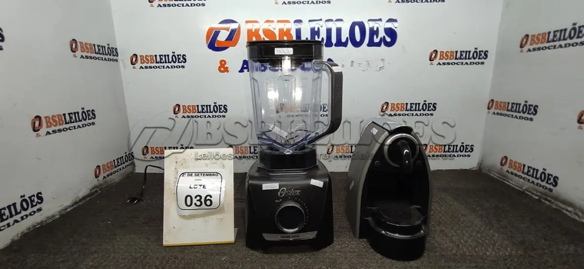 LOTE 036 - 01 LIQUIDIFICADOR MARCA OSTER E 01 CAFETEIRA. (NO ESTADO) ATENÇÃO! FAZER A VISITAÇÃO ANTES DE ARREMATAR, NÃO SABEMOS SE FUNCIONA, LEILÃO NÃO TEM GARANTIA E NEM DEVOLUÇÃO, SUJEITO A POSSÍVEIS AVARIAS VISÍVEIS/OCULTAS E/OU AUSÊNCIA DE COMPONENTES.