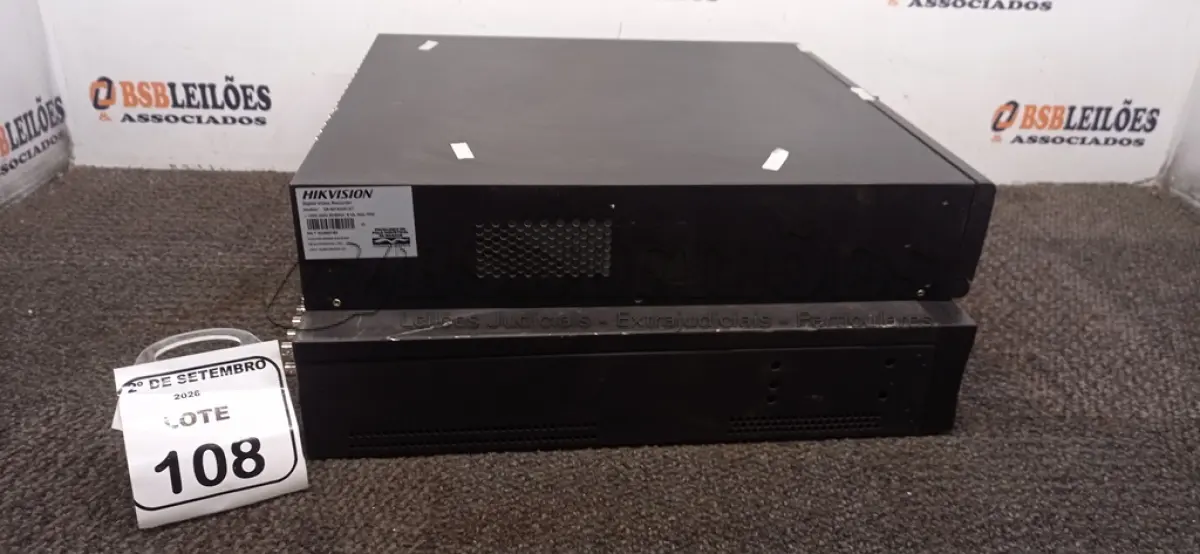 LOTE 108 - 02 APARELHOS DVR MARCAS HIKVISION E INTELBRAS. (NO ESTADO) ATENÇÃO! FAZER A VISITAÇÃO ANTES DE ARREMATAR, NÃO SABEMOS SE FUNCIONA, LEILÃO NÃO TEM GARANTIA E NEM DEVOLUÇÃO, SUJEITO A POSSÍVEIS AVARIAS VISÍVEIS/OCULTAS E/OU AUSÊNCIA DE COMPONENTES.