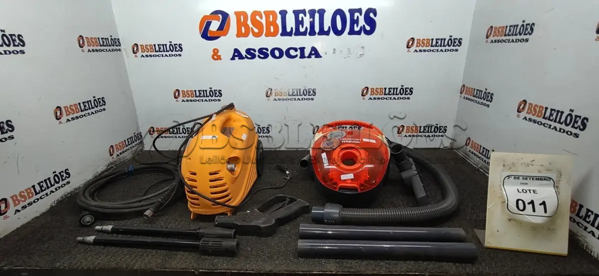 LOTE 011 - 01 LAVADORA DE ALTA PRESSÃO MARCA BRICO TECH E 01 ASPIRADOR DE PÓ MARCA MONDIAL. (NO ESTADO) ATENÇÃO! FAZER A VISITAÇÃO ANTES DE ARREMATAR, NÃO SABEMOS SE FUNCIONA, LEILÃO NÃO TEM GARANTIA E NEM DEVOLUÇÃO, SUJEITO A POSSÍVEIS AVARIAS VISÍVEIS/OCULTAS E/OU AUSÊNCIA DE COMPONENTES.
