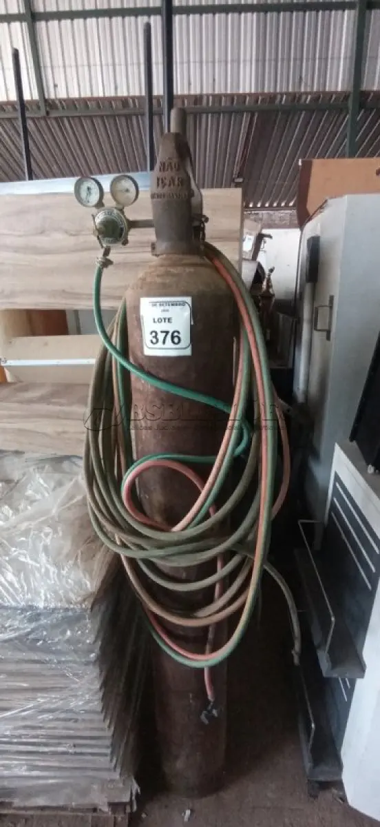 01 CILINDRO PARA MAÇARICO COM MANGUEIRA